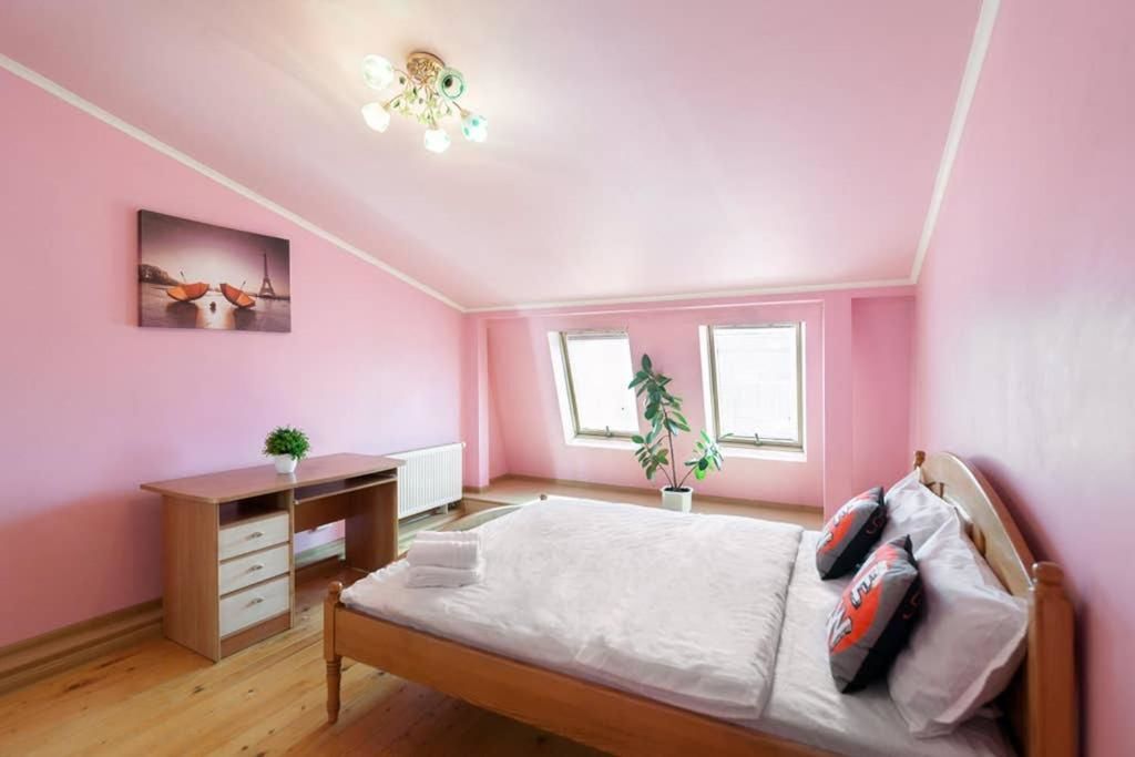 Апартаменты Rynok Square 15 Львов